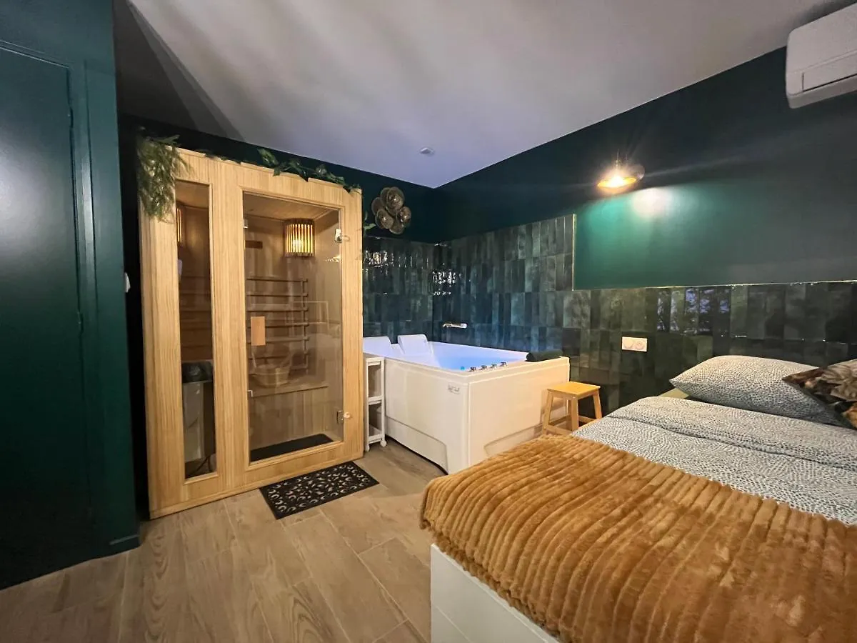 Le Speak Easy / Jacuzzi Et Sauna Marseille